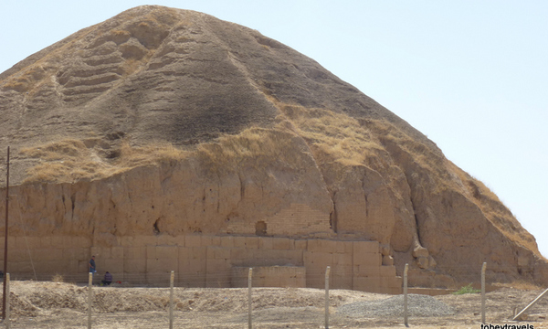 Nimrud ziggurat 2 tt