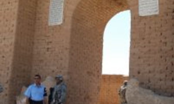 Nimrud entrata tempio di nabu maggio 2008 201x300
