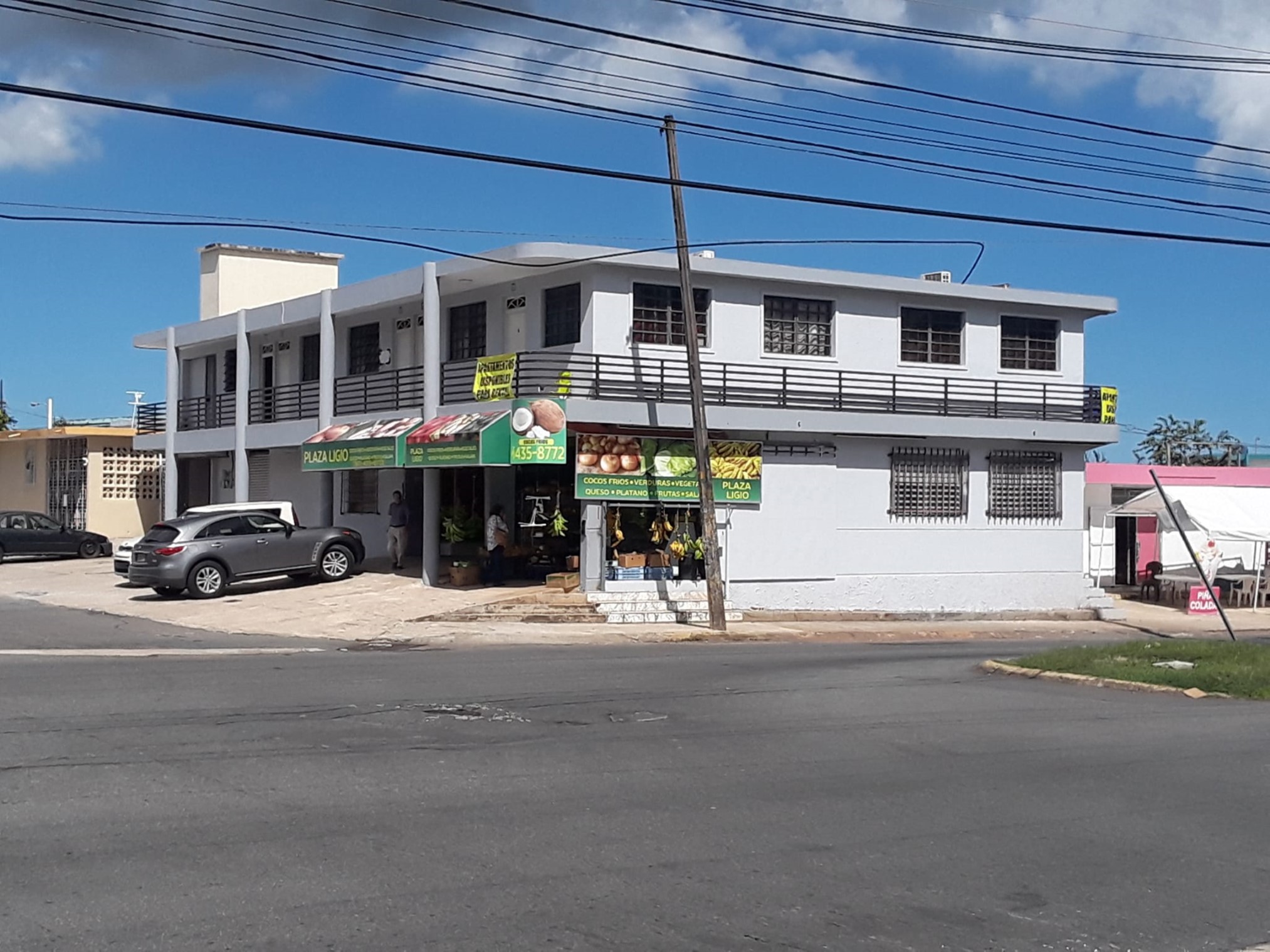 URB. LOMAS VERDES, AVE. LAUREL CALLE BELLISIMA E37, BAYAMON METRO