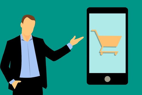 #3 Ways Chatbots Can Help E-commerce Brands Drive Sales