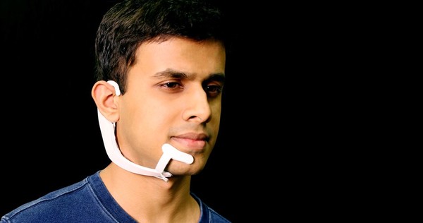 A New Device Can Hear Your Thoughts