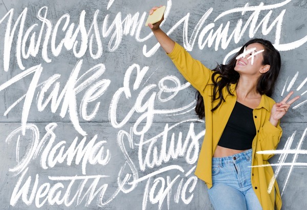 The Inauthenticity of Influencer Culture - SUMO Heavy