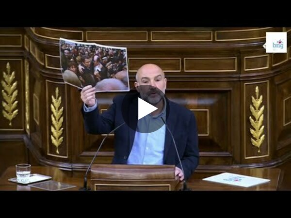 Néstor Rego cóntache a historia da aperta de Feijóo e Galán en pouco máis dun minuto