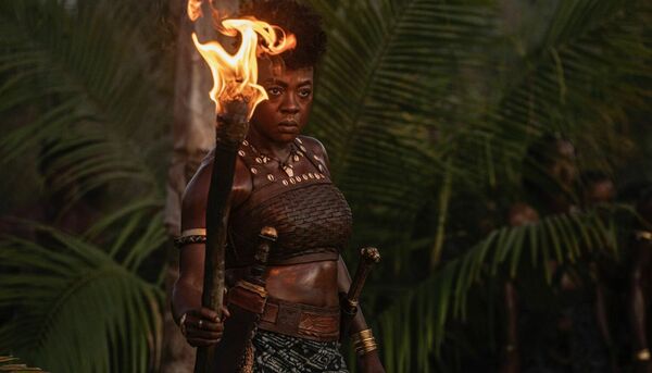 'The Woman King' review: Viola Davis, co-stars put ordinary war movie in a class by itself 