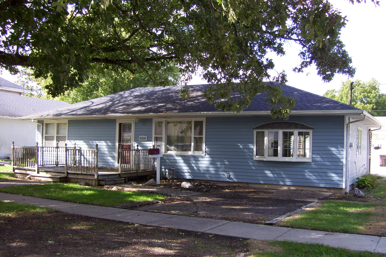 148 W MORRIS , Bement, IL MLS 10886144 Berkshire Hathaway