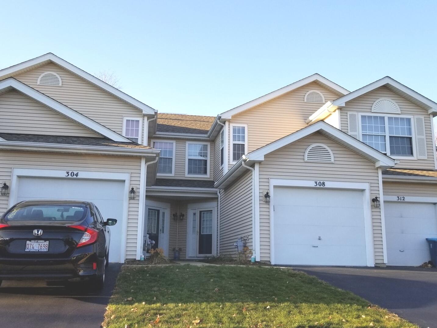 308 Hunterdon , Schaumburg, IL MLS 10932018 Berkshire Hathaway