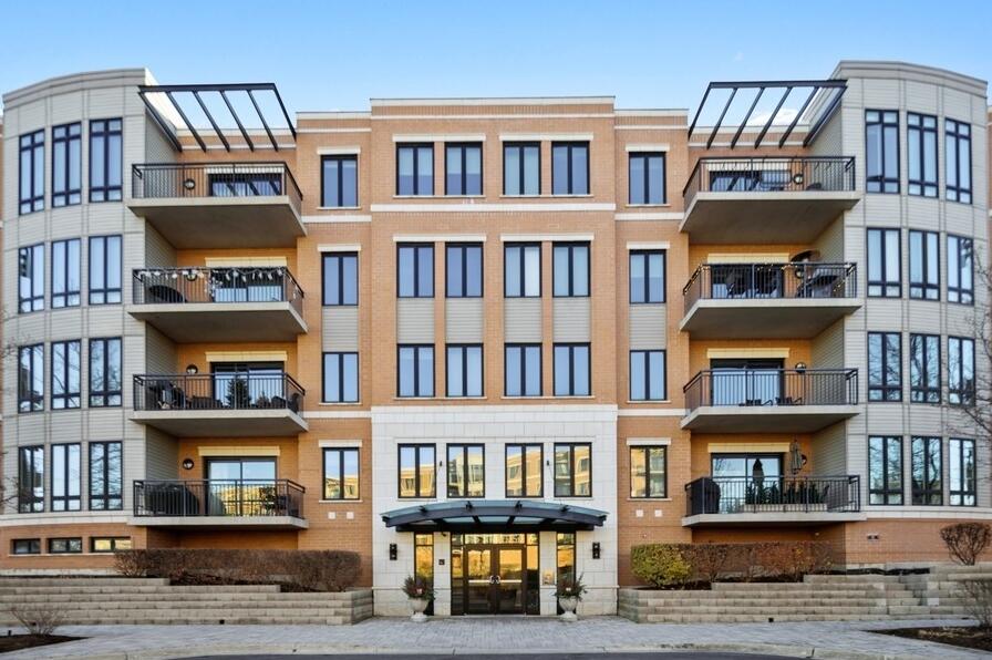 145 S York 314, Elmhurst, IL MLS 10951023 Berkshire Hathaway