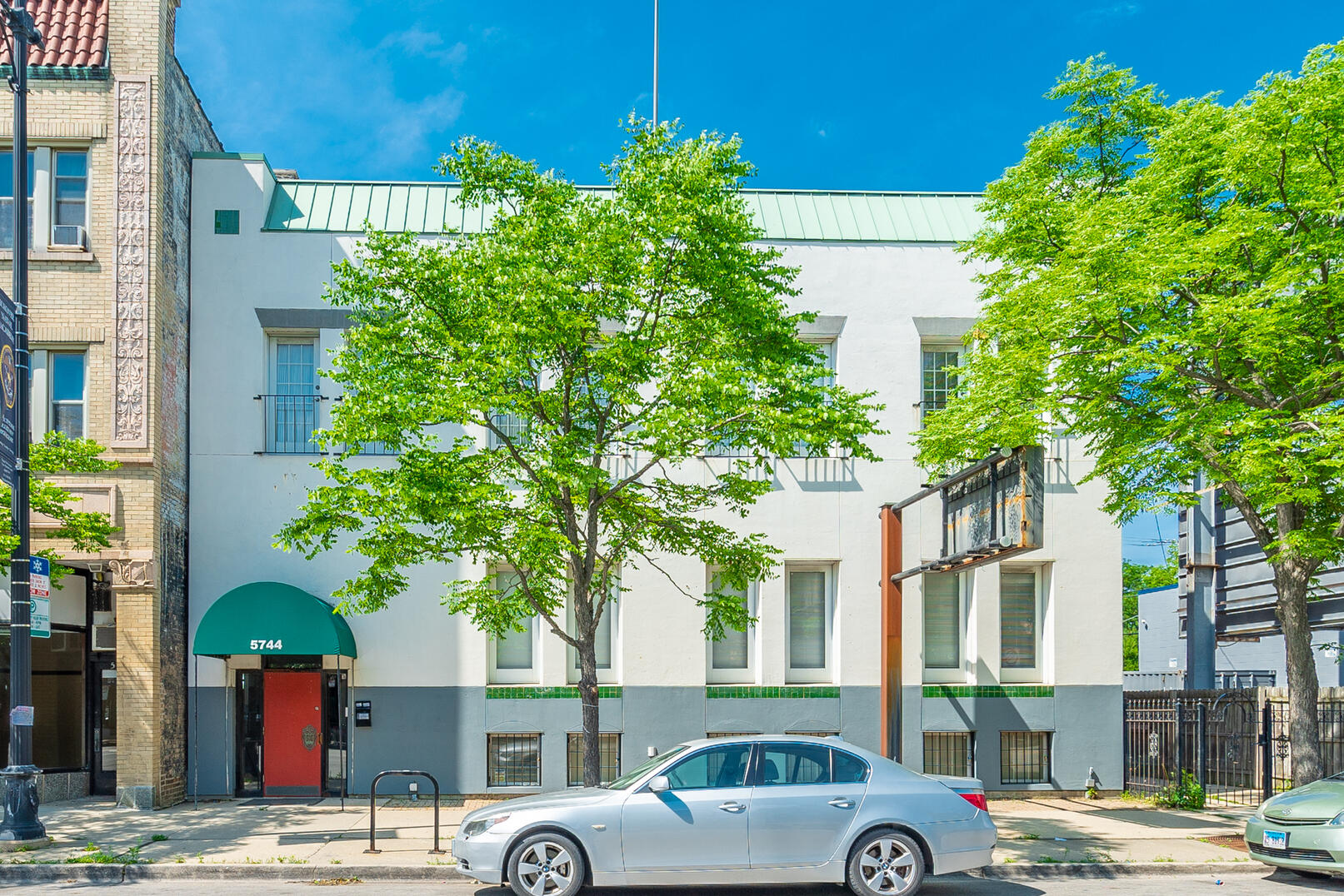 5744 W Irving Park , Chicago, IL MLS 10961486 Berkshire Hathaway