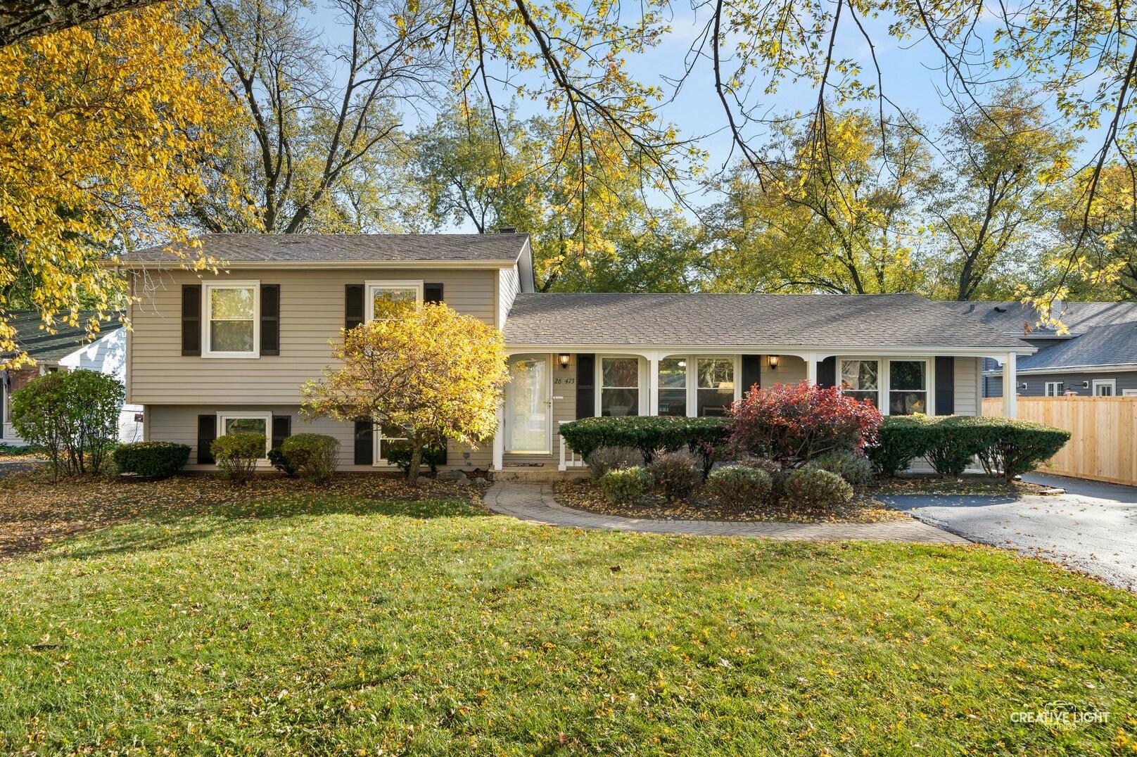 26W473 Parkway , Winfield, IL MLS 10968518 Berkshire Hathaway