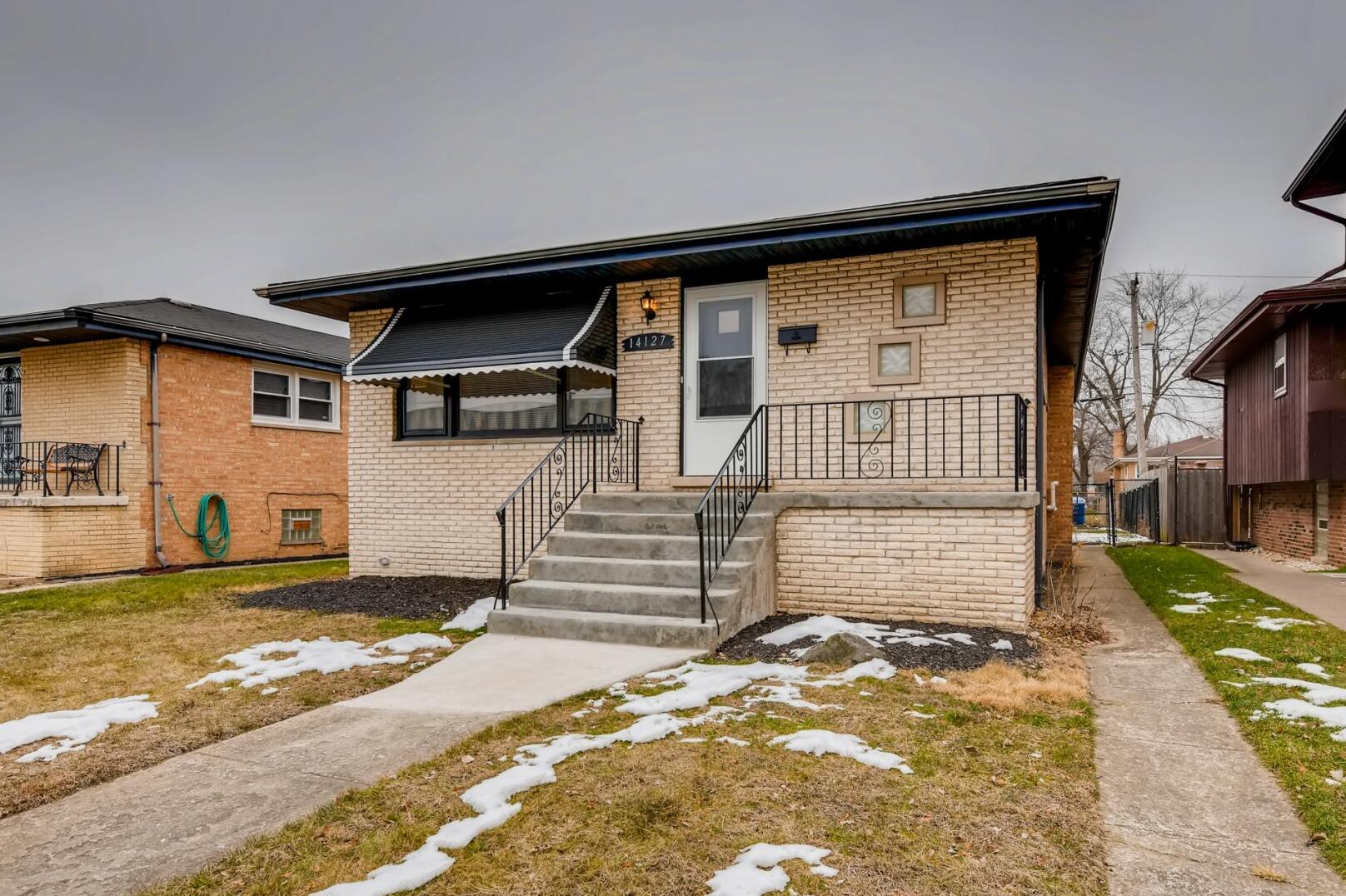 14127 S Bensley , Burnham, IL MLS 10970388 Berkshire Hathaway