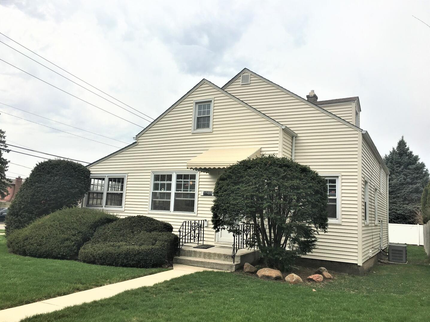 11468 S Whipple , Park, IL MLS 11061742 Berkshire Hathaway HomeServices Chicago