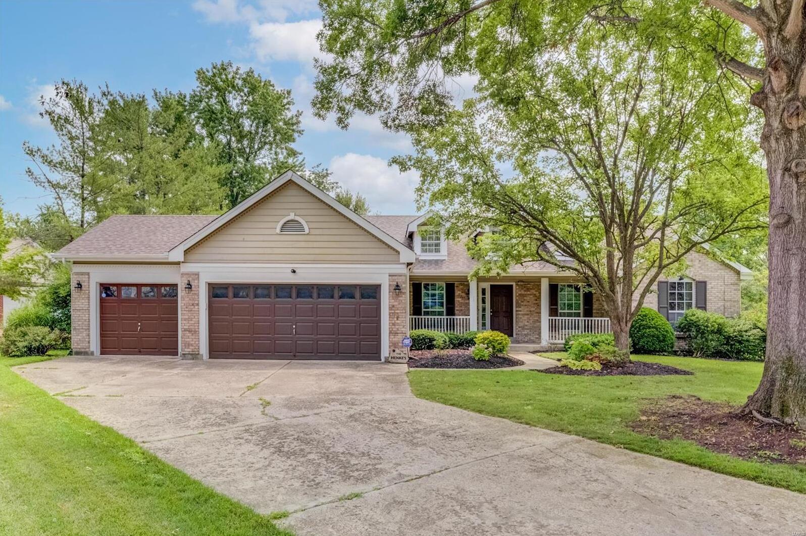 Dolan Realtors 1103 Summerlake Estates Drive , Fenton, MO MLS 22044314