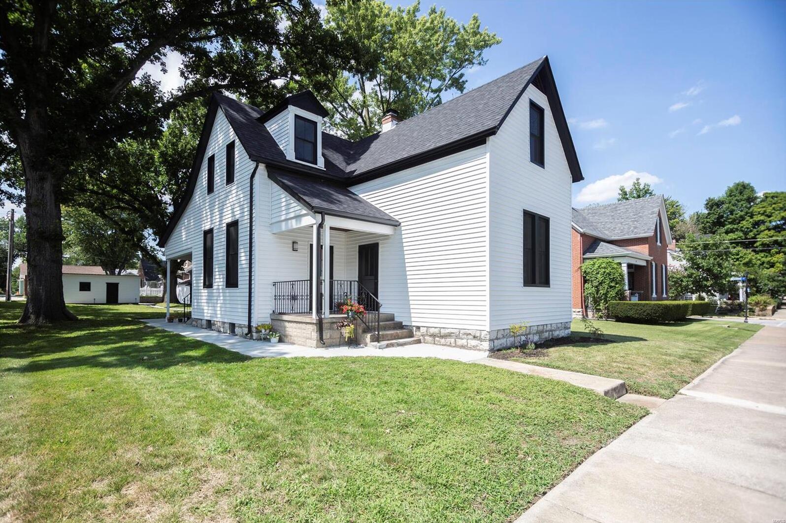 217 N 6th Street , St Charles, MO MLS 22055505 RJD Realty Roy Doskal