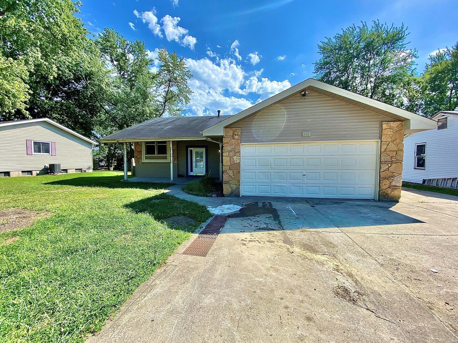 316 Richmond Drive , Warrenton, MO MLS 22061946 Main St. Real