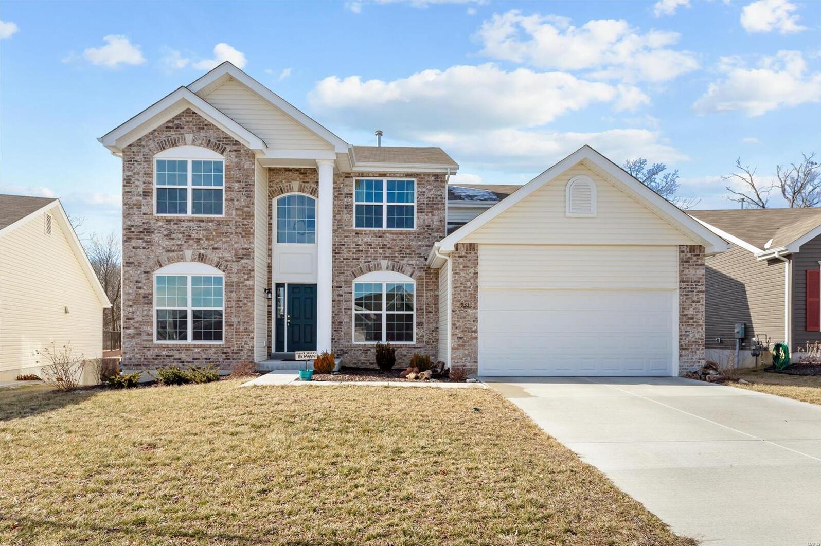 933 Crestwood Lane , O'Fallon, MO MLS 23002639 Gladys Manion Real