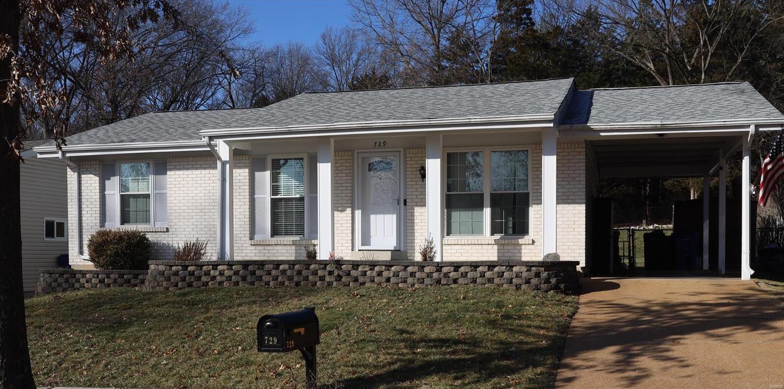 729 Vanderville Drive , Fenton, MO MLS 23003156 Gladys Manion Real