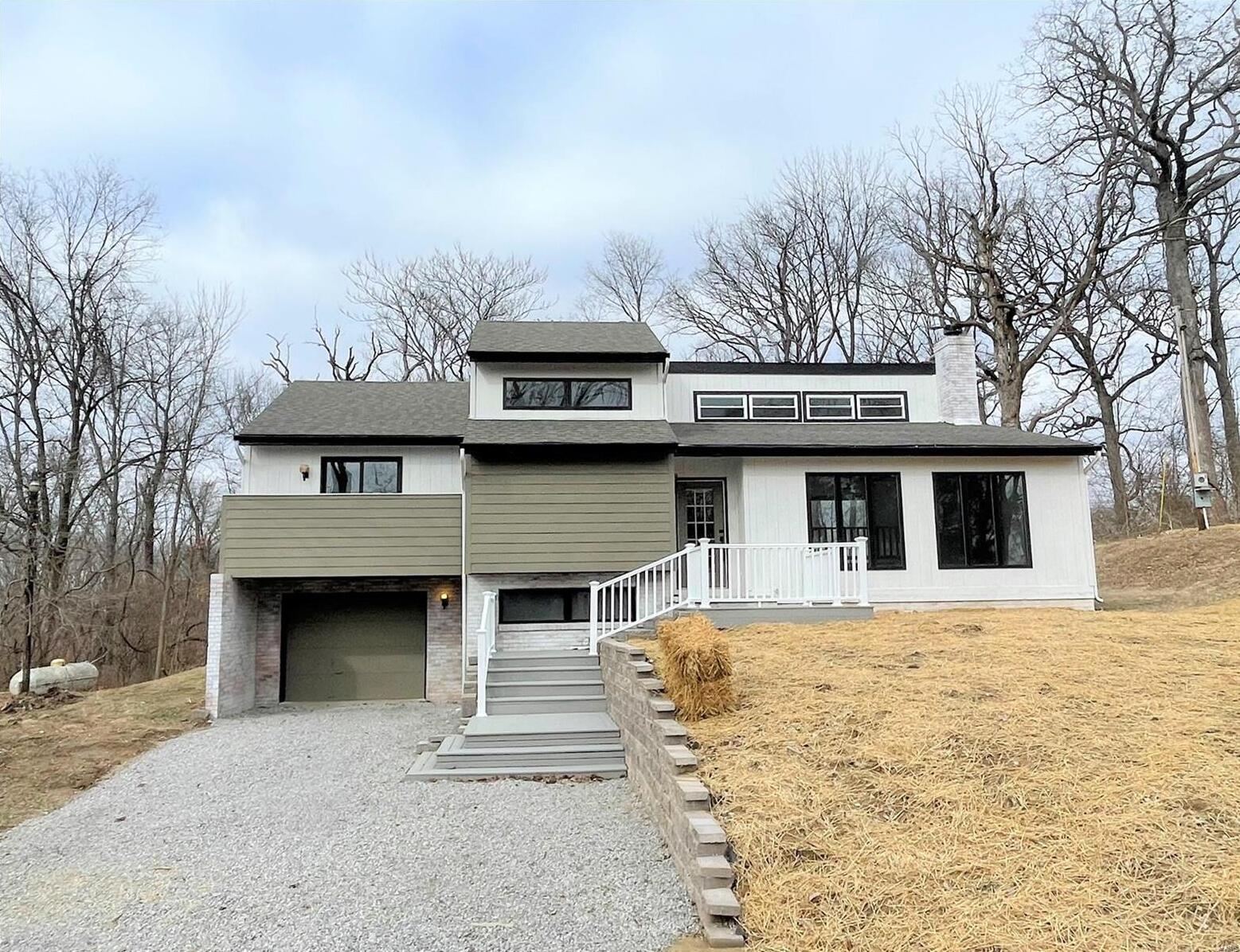 2713 Mullins Road , Millstadt, IL MLS 23003247 Gladys Manion Real