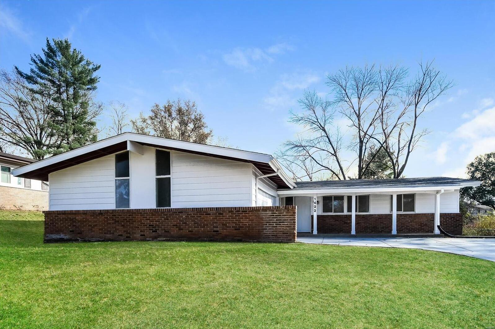 1622 Red Gate Lane , St Louis, MO MLS 23003515 Gladys Manion Real