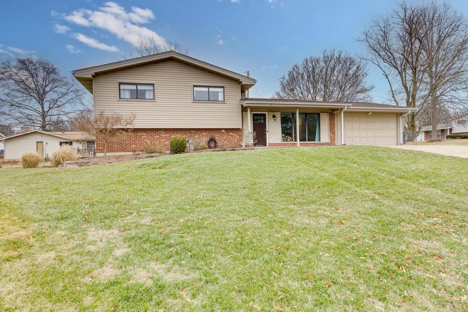 3 Quiet Lane , St Louis, MO MLS 23003618 Gladys Manion Real Estate