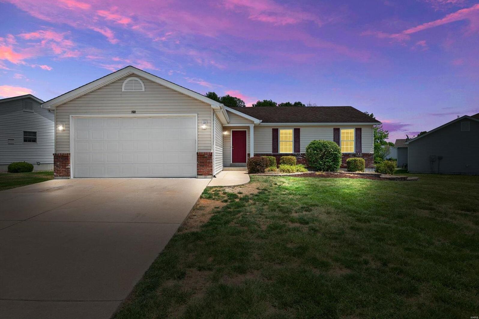 160 Whitetail Crossing Drive , Troy, MO MLS 23030395 Main St. Real