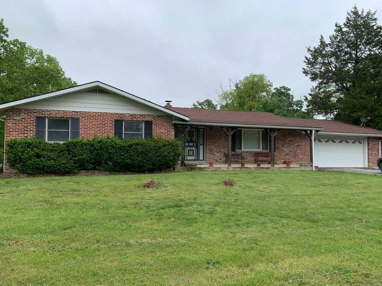 20133 Mertens Ct. , Warrenton, MO MLS 24027054 Main St. Real Estate