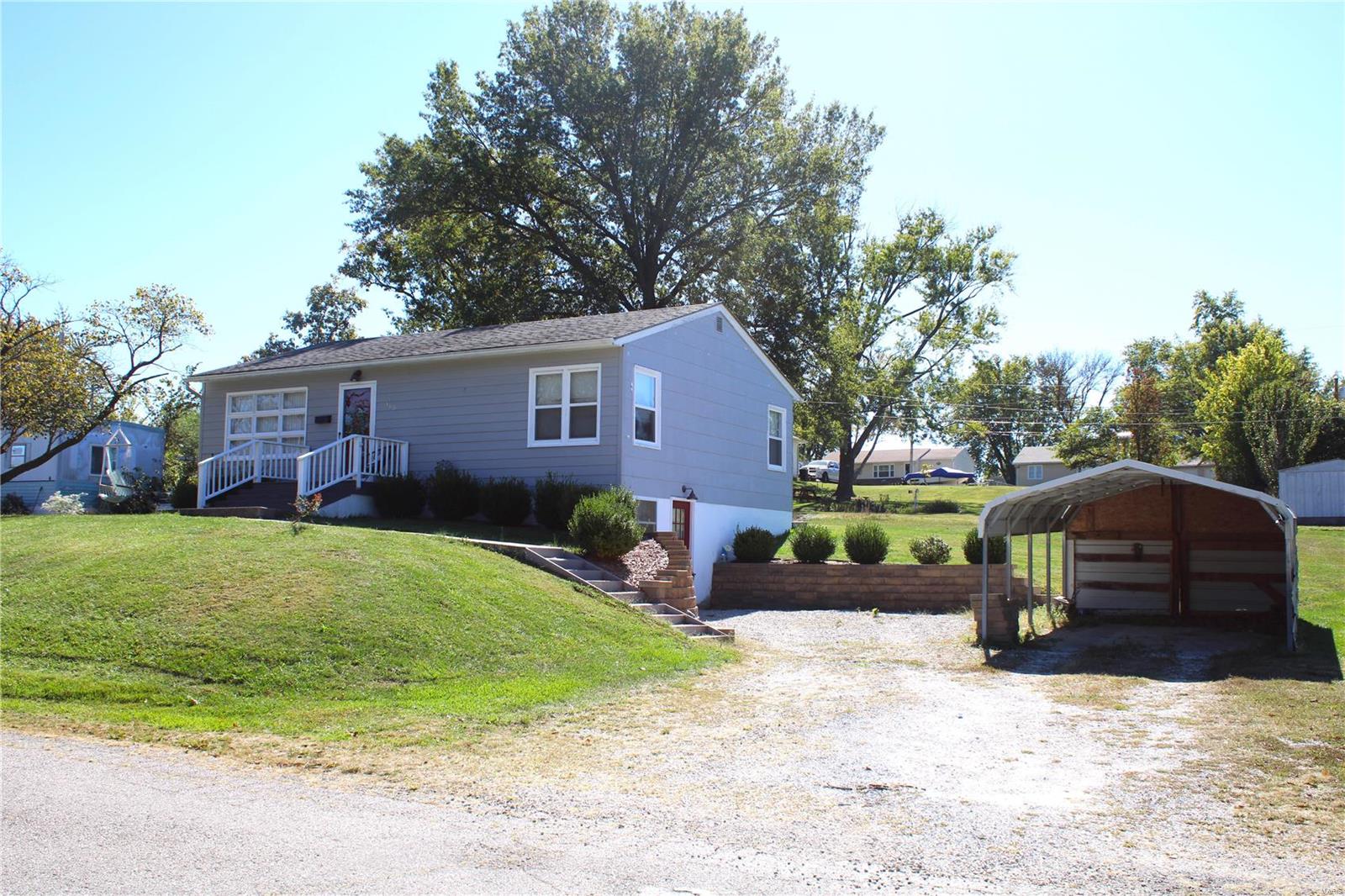 Photo of 165 Payne Street Paris MO 65275