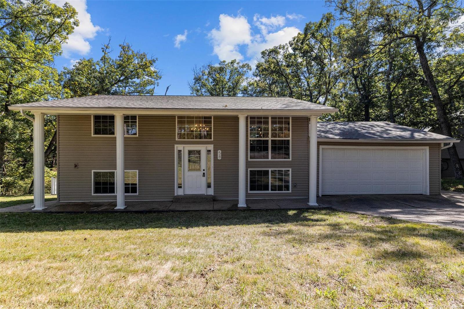 Photo of 58 North Lake Sherwood Drive Marthasville MO 63357