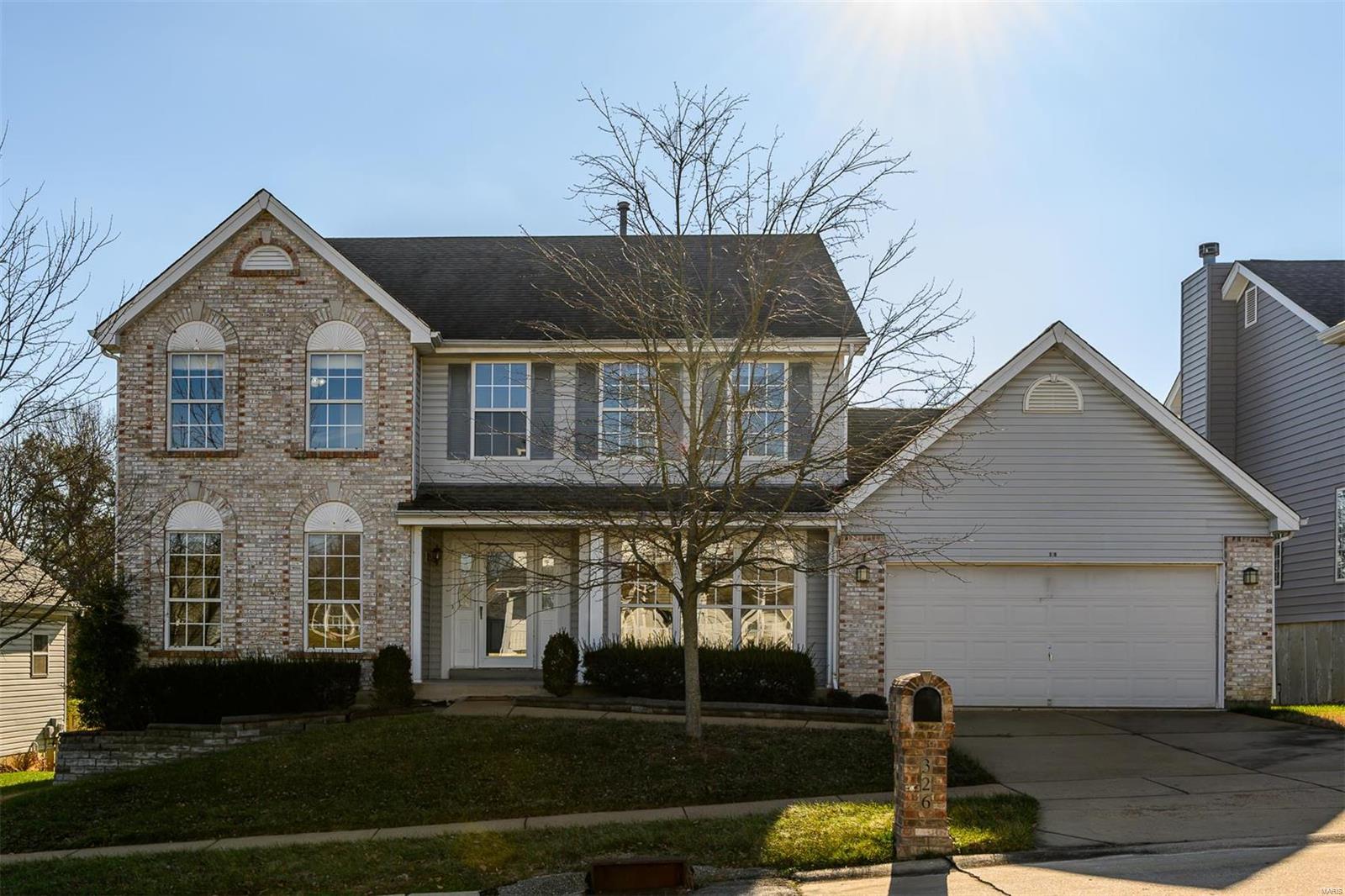 Photo of 326 Jefferson Circle Drive Fenton MO 63026