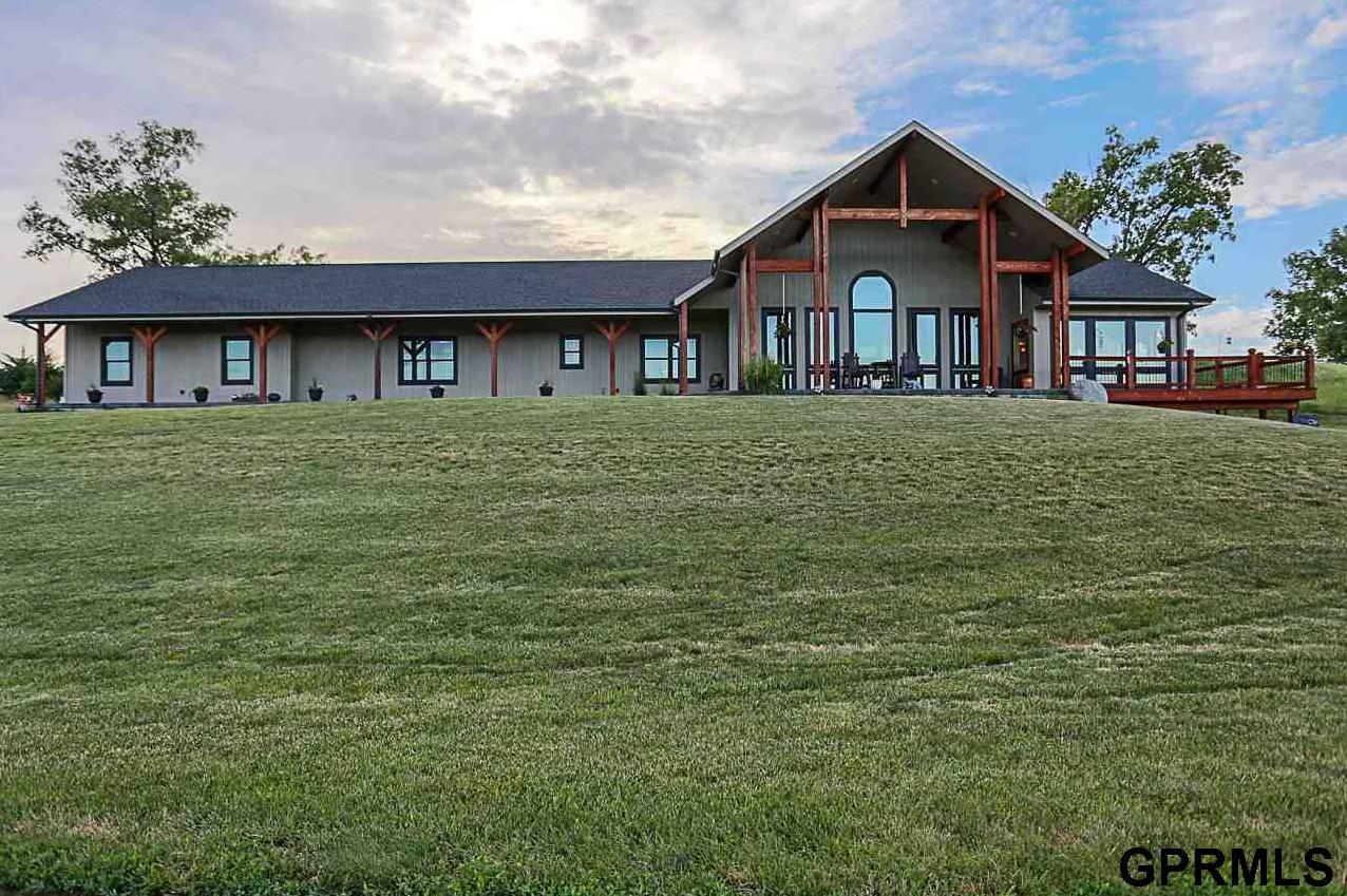 The Metro Pros 24581 195th Street , Crescent, IA MLS 21900673