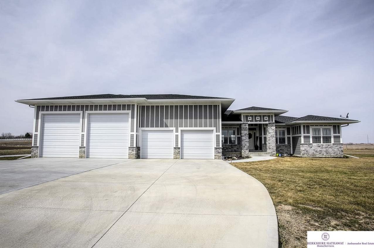The Metro Pros 1507 Provencal Circle , Yutan, NE MLS 21905576