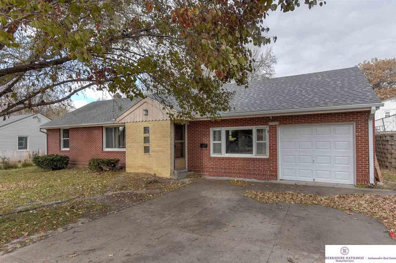 Elite Nebraska Real Estate 7738 Main Street , Ralston, NE MLS 22000707