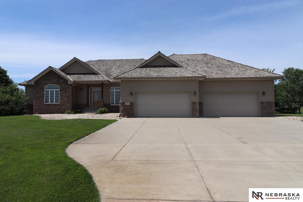 Elite Nebraska Real Estate 433 Saint Tropez Circle , Yutan, NE MLS