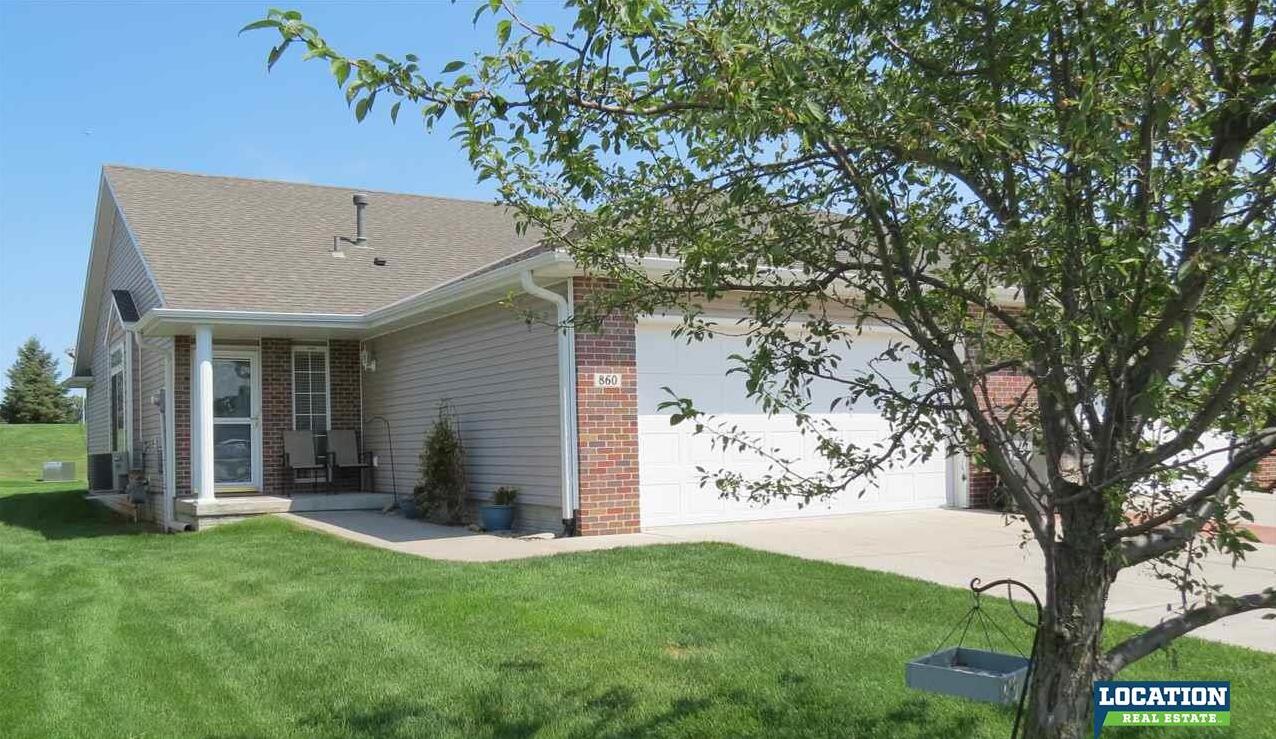 Elite Nebraska Real Estate 860 Norwood Drive , Lincoln, NE MLS
