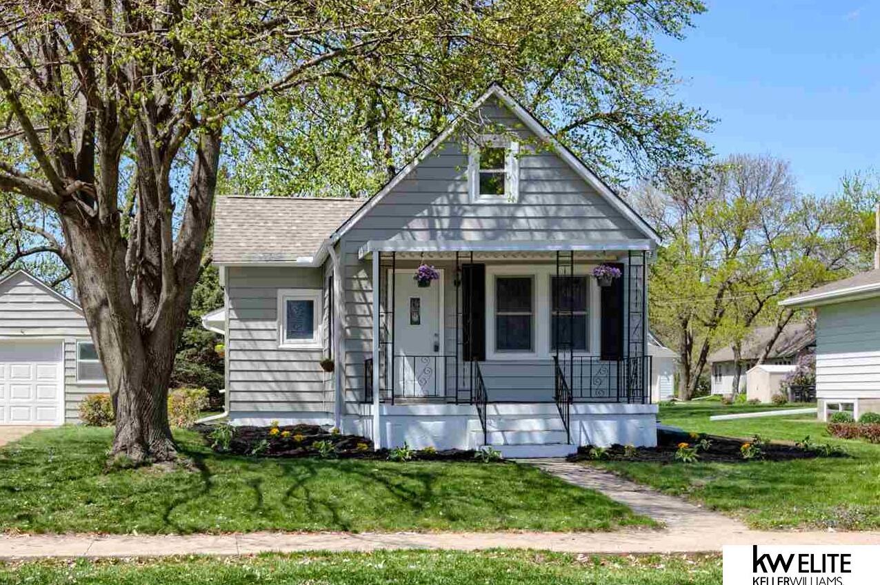 The Metro Pros 235 S McKenna Avenue , Gretna, NE MLS 22108489