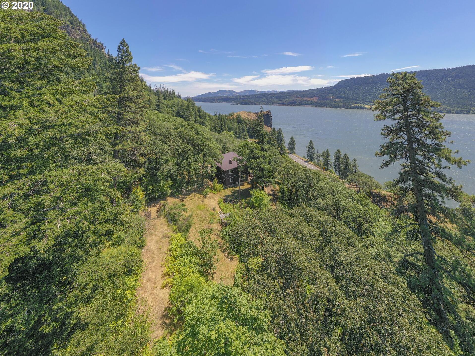 Hood River Real Estate Don Nunamaker, Realtors Homes For Sale 102 SHADDOX SPRING RD