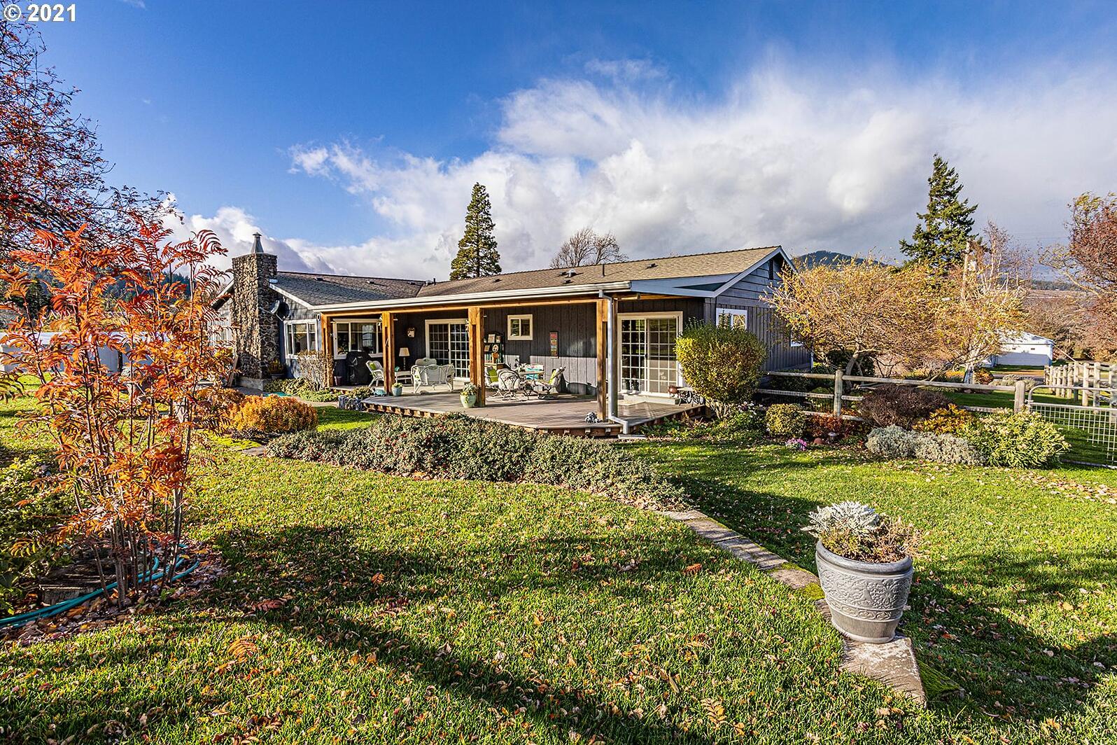 Hood River Real Estate Don Nunamaker, Realtors Homes For Sale