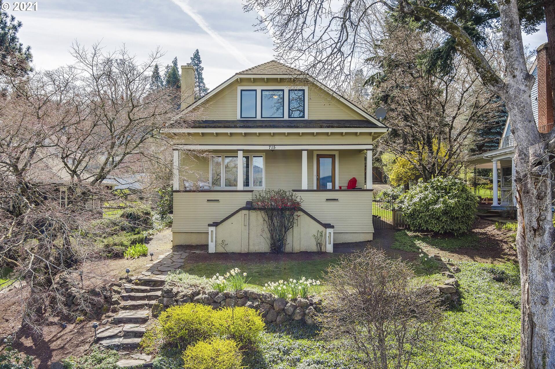 Hood River Real Estate Don Nunamaker, Realtors Homes For Sale 715