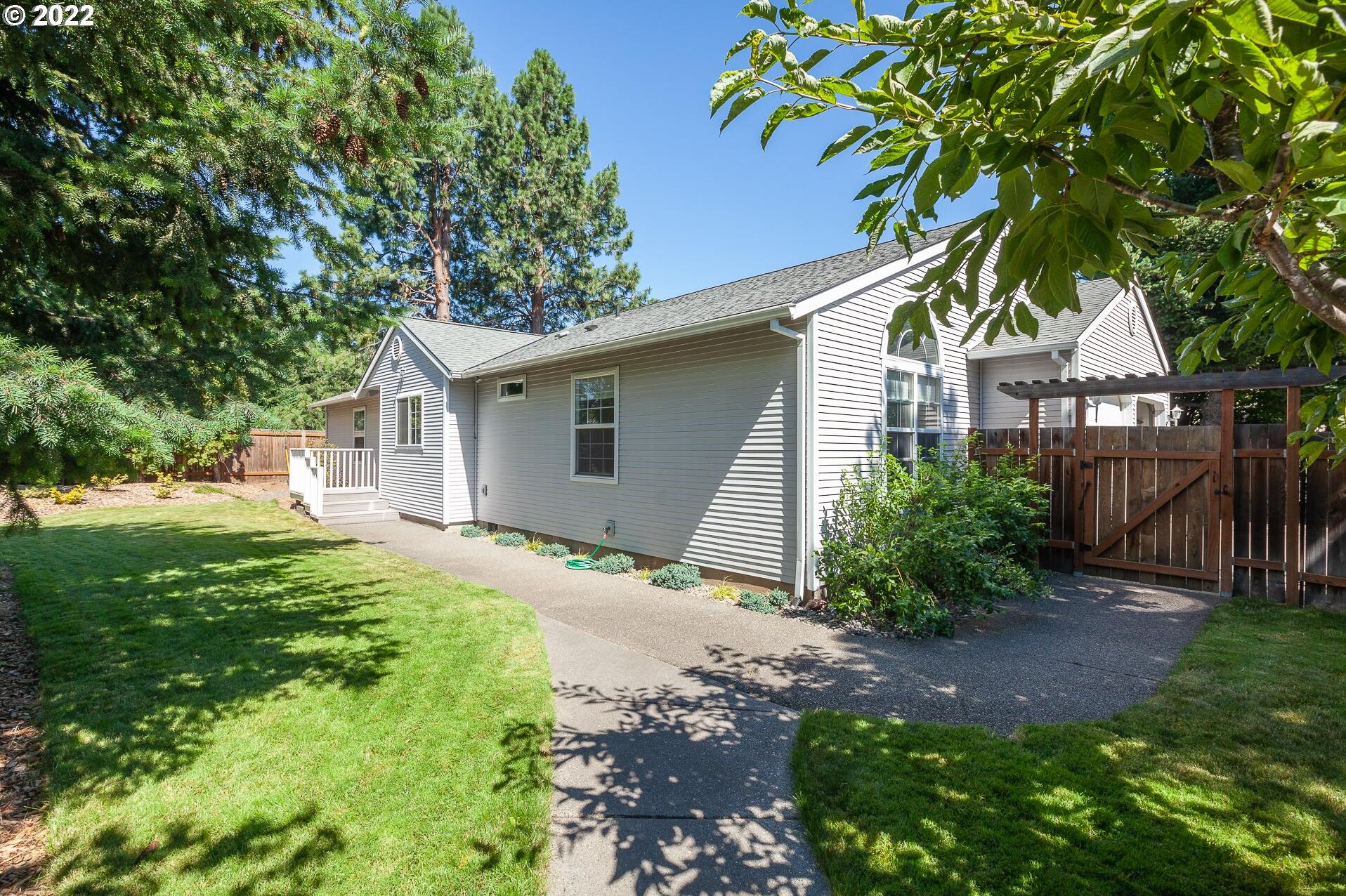 Hood River Real Estate Don Nunamaker, Realtors Homes For Sale 800