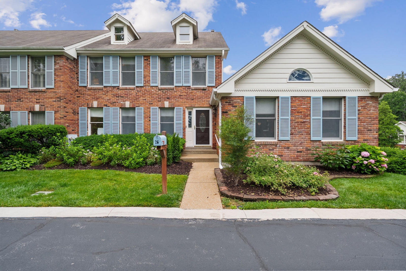 Photo of 26 Webster Oaks Drive Webster Groves MO 63119