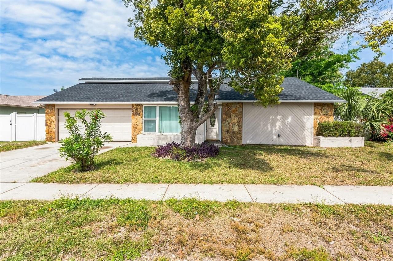 Photo of 7403 FOXBLOOM DRIVE PORT RICHEY FL 34668
