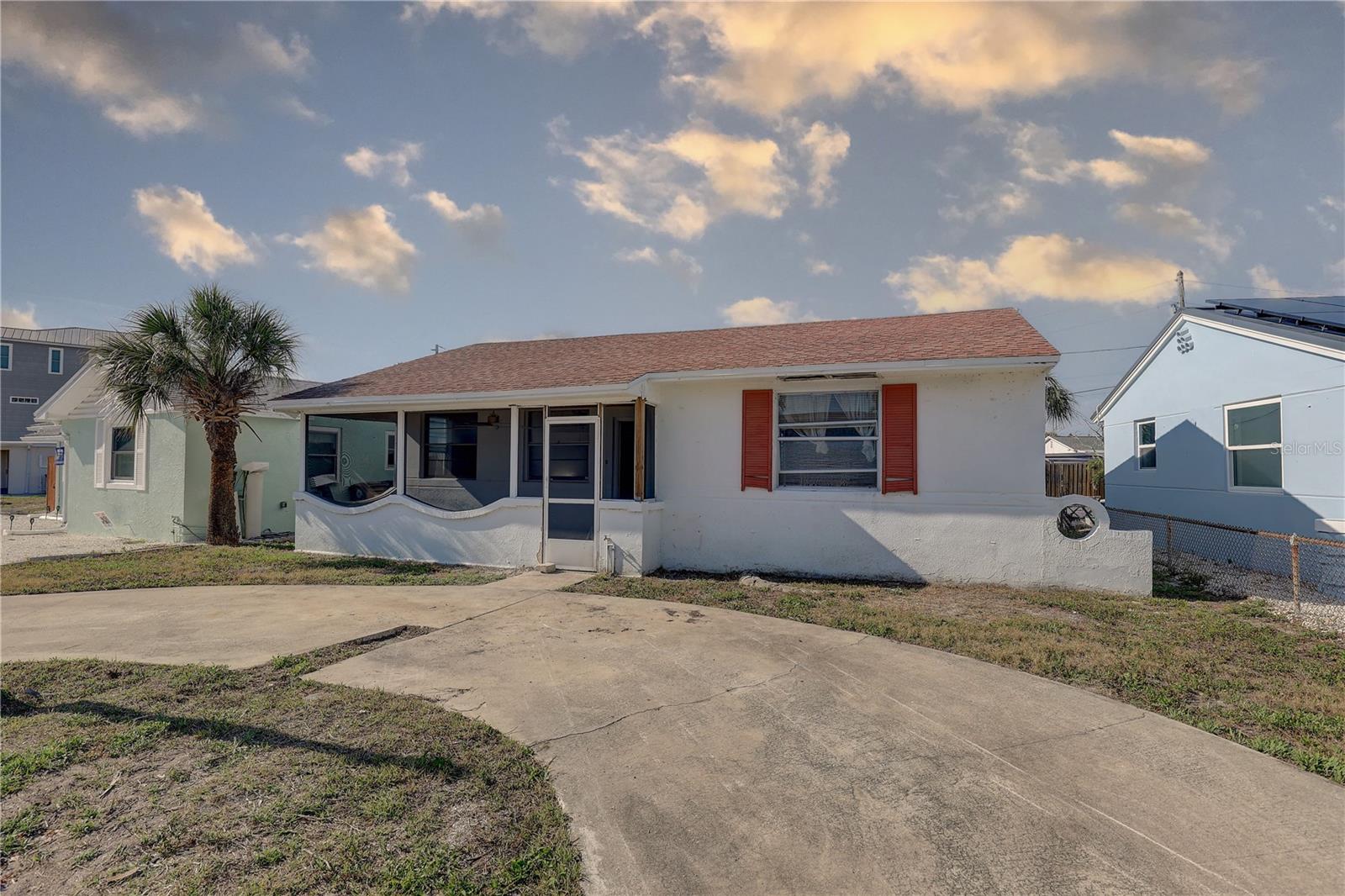 Photo of 440 S BAYSHORE DRIVE MADEIRA BEACH FL 33708