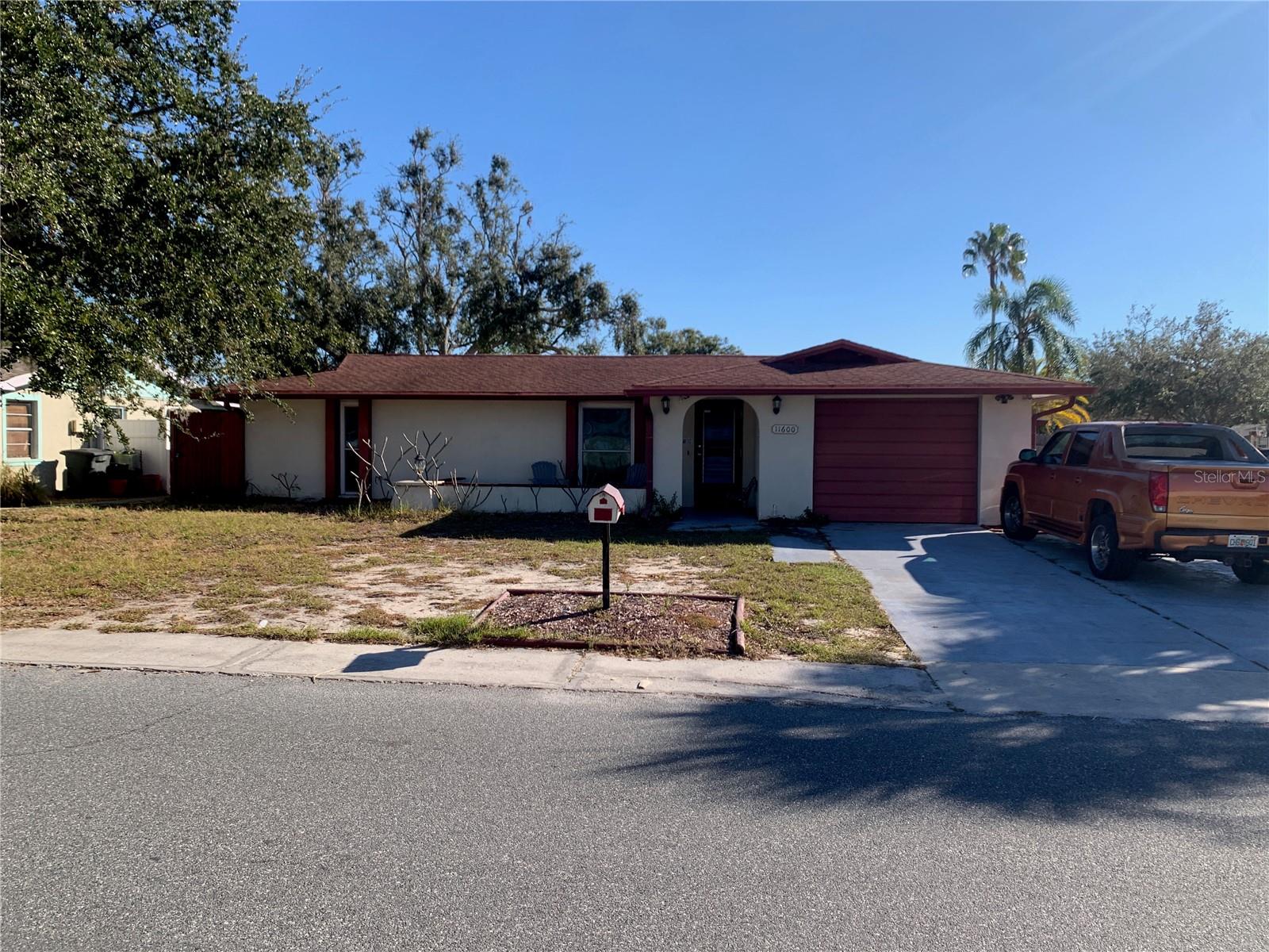 Photo of 11600 CRYSTAL LAKE DRIVE PORT RICHEY FL 34668