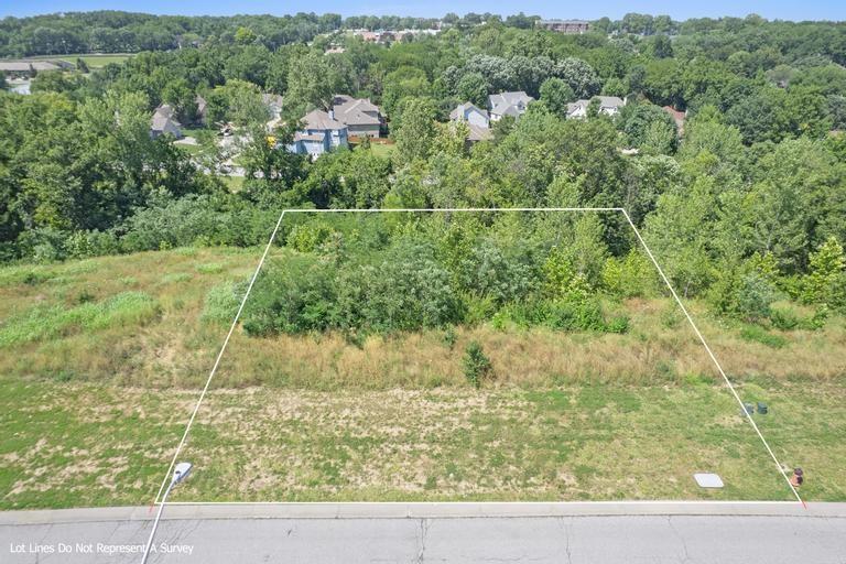 Photo of 104 E 122 Street Kansas City MO 64146