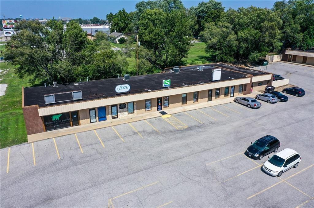 Photo of 411-425 S Belt Highway St Joseph MO 64506