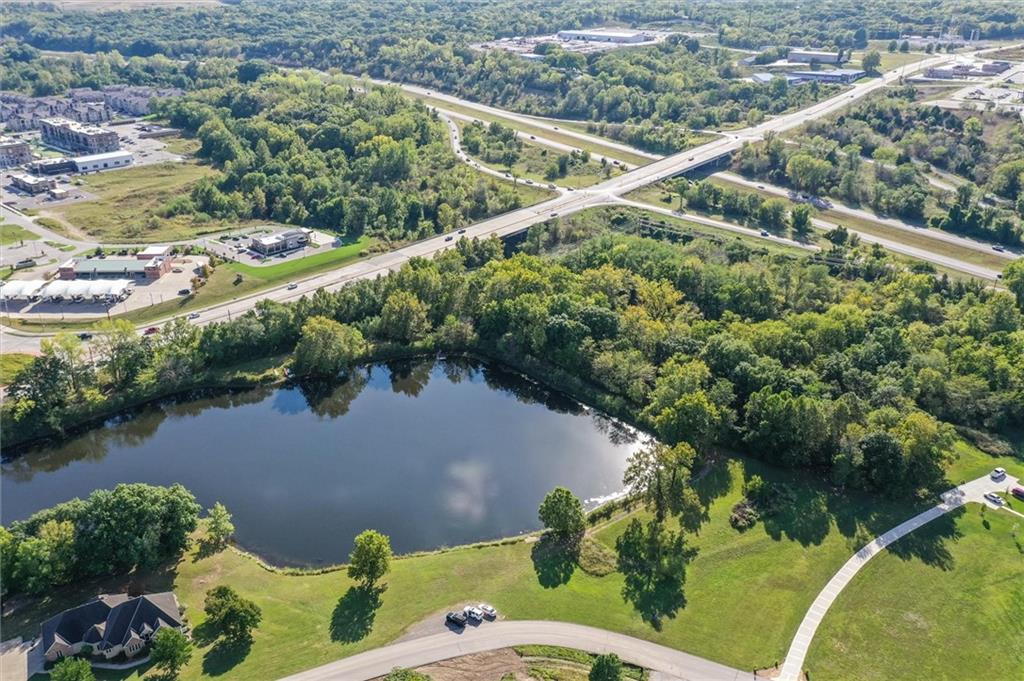 Photo of 72nd Street Parkville MO 64152