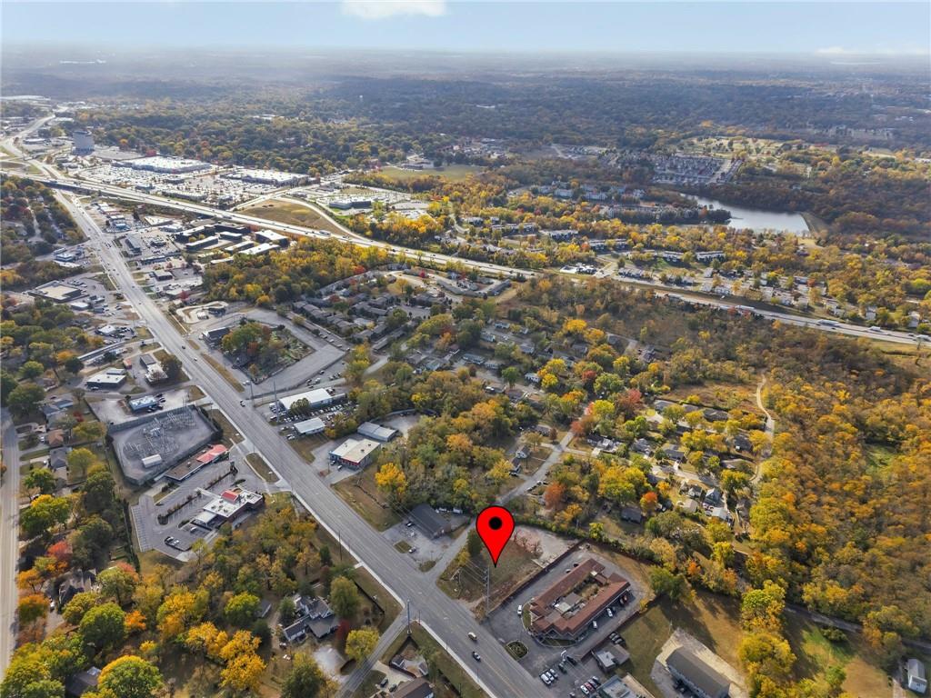 Photo of 10305 E Us 40 Highway Independence MO 64055