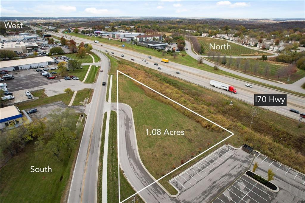 Photo of 2701 NW South Outer Road Blue Springs MO 64015