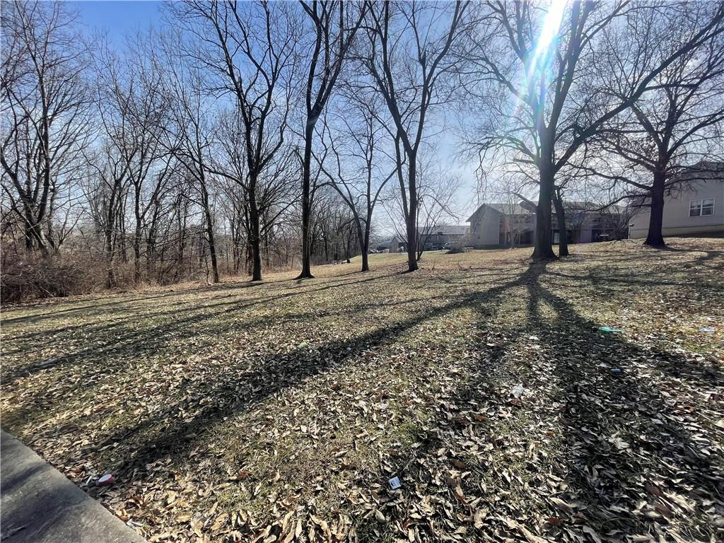 Photo of 8200 Chas Circle Pleasant Valley MO 64068