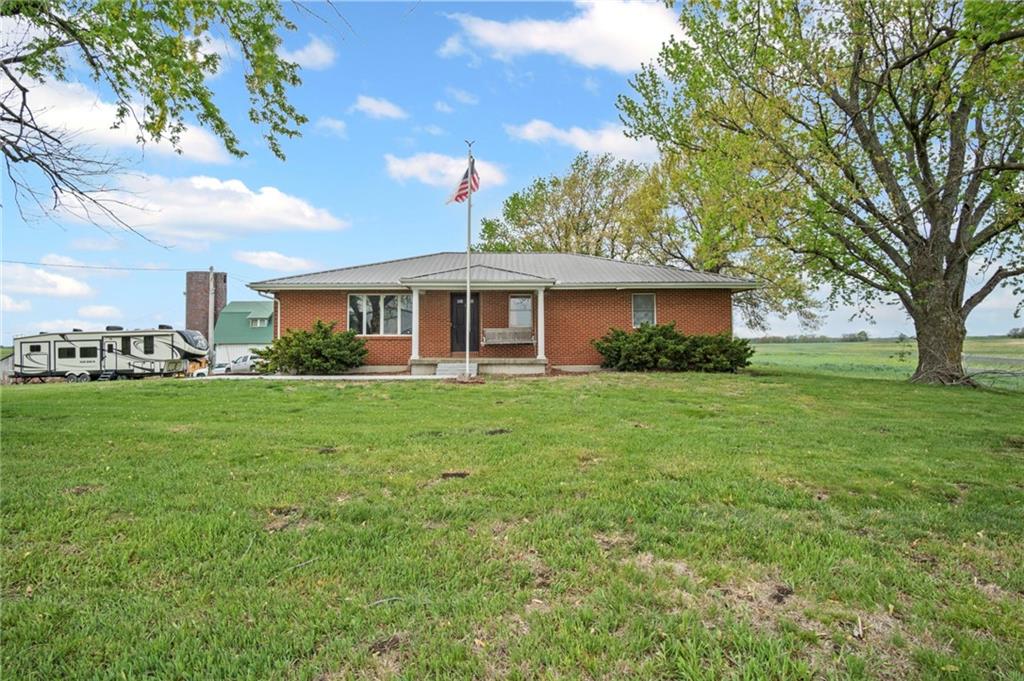 Photo of 4232 Haskell Road Effingham KS 66023