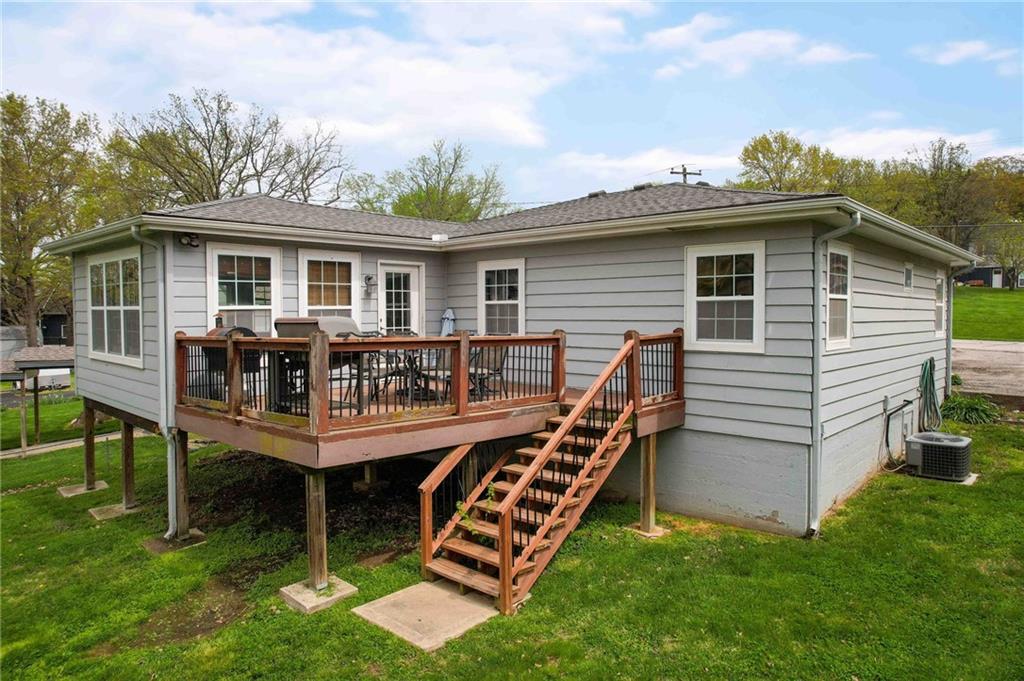 Photo of 25 P Street Lake Lotawana MO 64086